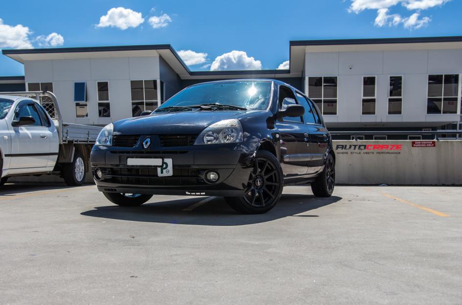 RENAULT CLIO CARBINE SATIN BLACK